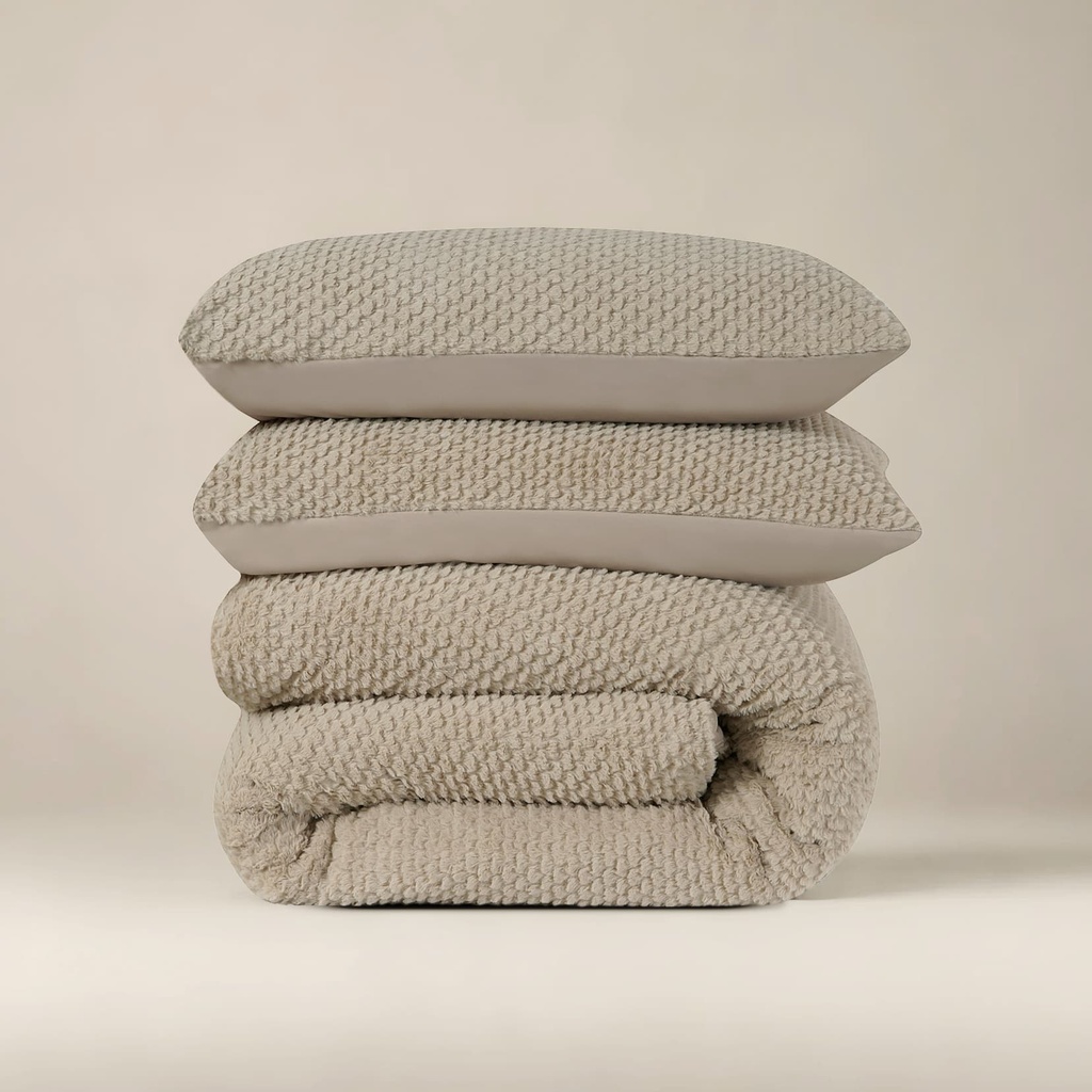 royal_fur_taupe_stapel