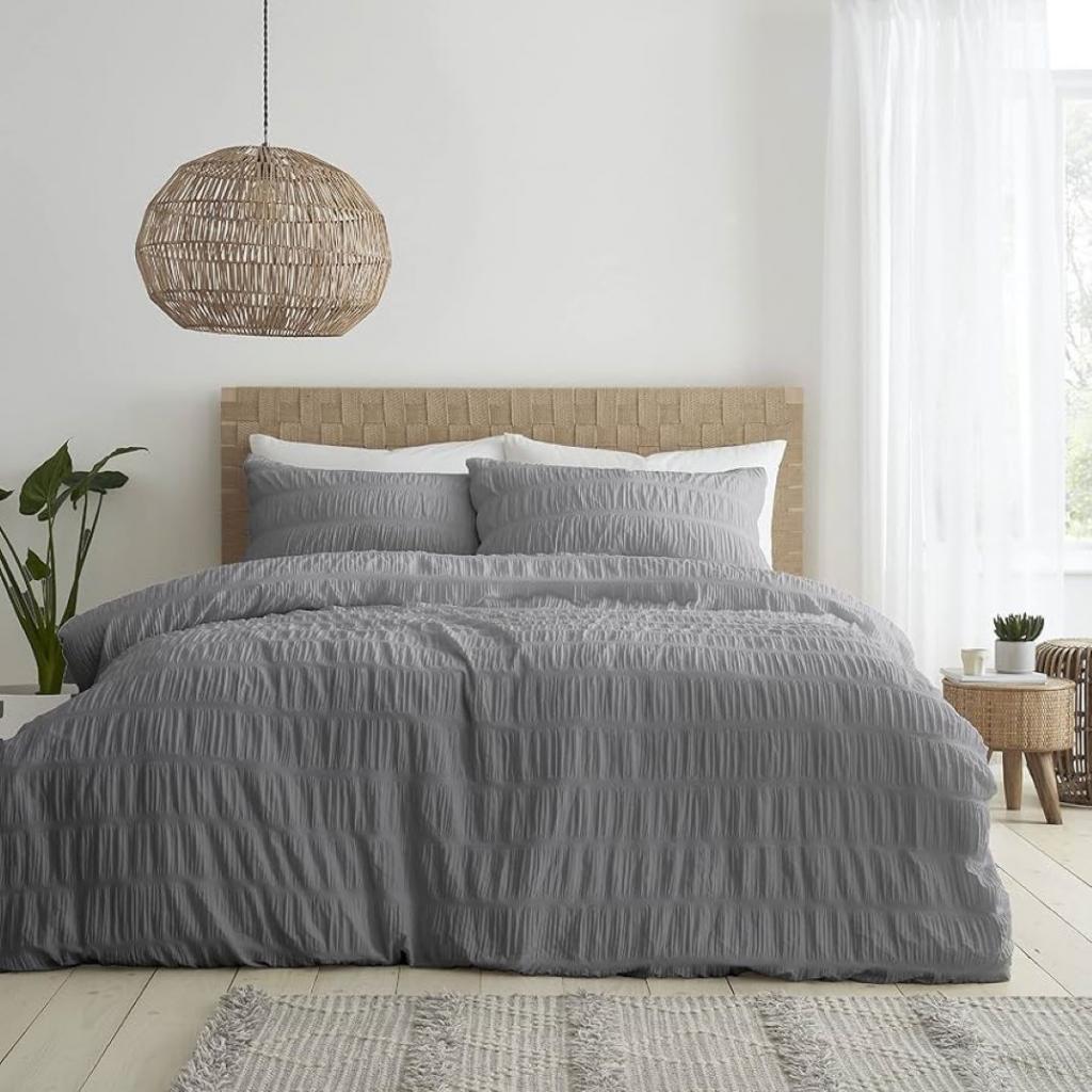 POSTELJNINA SEERSUCKER GREY