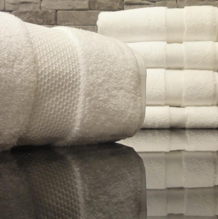 BOMBAŽNA BRISAČA SOUL MICRO 600g/m2 BELA