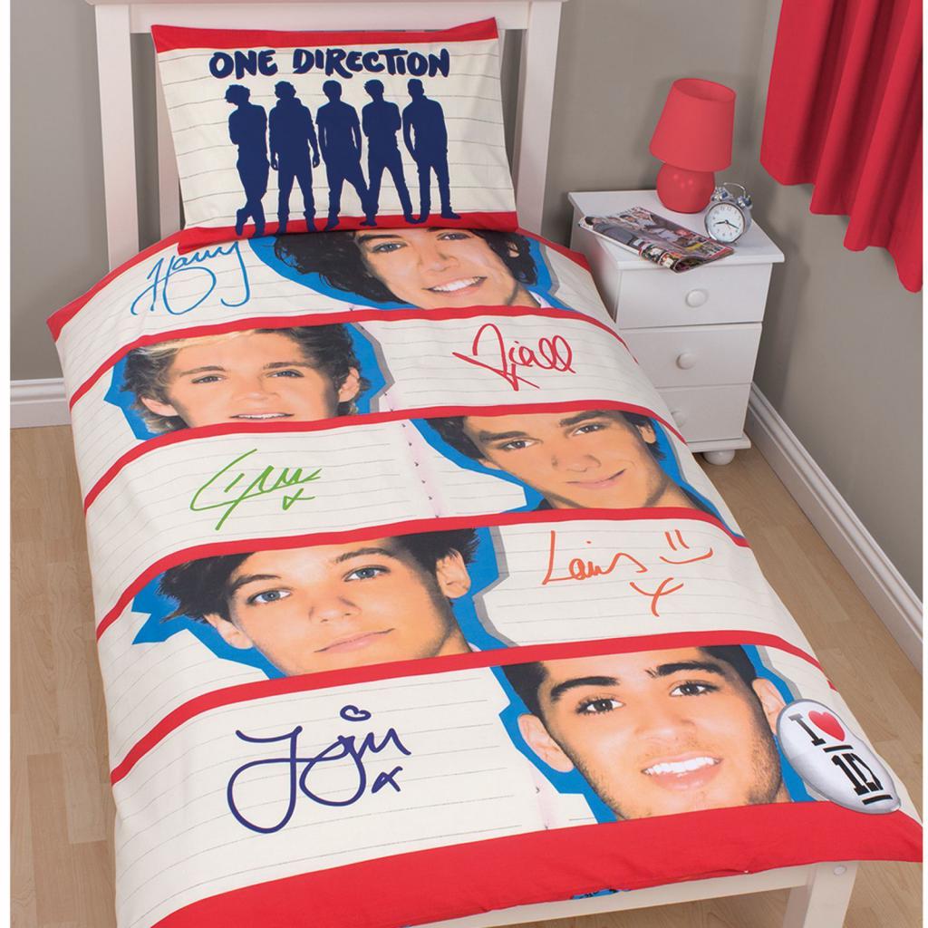 POSTELJNINA ONE DIRECTION MEMORABILIA 140X200