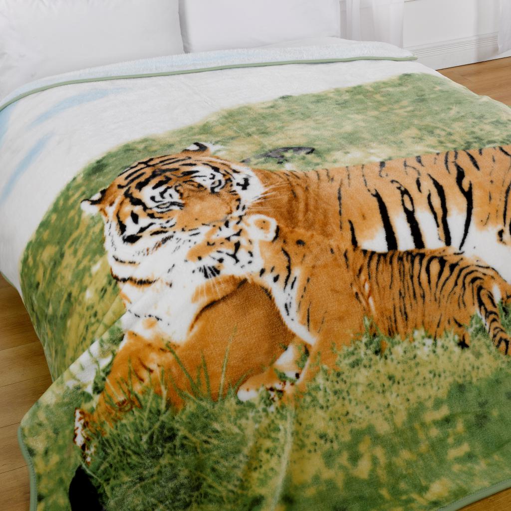 DEKA MEHKA ODEJA TIGER