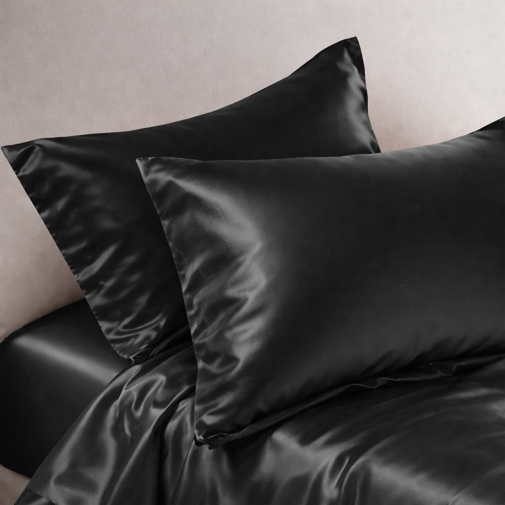 SET 2 PREVLEK ZA VZGLAVNIK GLOSSY BLACK